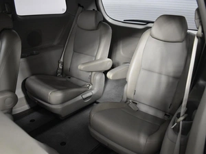 Минивэн Kia Carnival 2018 года, 2463100 рублей, Казань