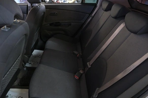 Седан Kia Rio 2011 года, 719000 рублей, Омск