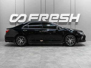 Седан Toyota Camry 2017 года, 2329000 рублей, Тюмень