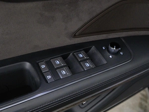 Седан Audi A8 2017 года, 5249999 рублей, Москва