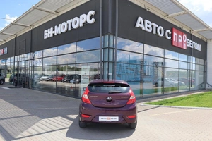 Хэтчбек Hyundai Solaris 2012 года, 990000 рублей, Мирное
