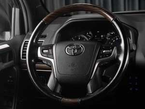 Внедорожник Toyota Land Cruiser Prado 2021 года, 7289000 рублей, Тюмень