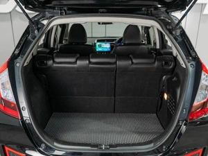 Хетчбэк Honda Fit 2014 года, 1129000 рублей, Тюмень