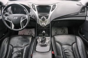 Седан Hyundai Grandeur 2012 года, 1349000 рублей, Красноярск