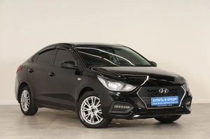 Седан Hyundai Solaris 2019 года, 1039000 рублей, Новосибирск