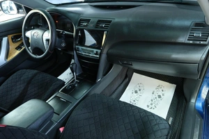 Седан Toyota Camry 2007 года, 999000 рублей, Омск