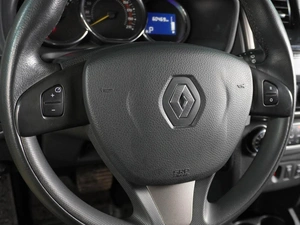 Хетчбэк Renault Sandero 2016 года, 1179000 рублей, Воронеж