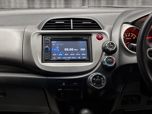 Хетчбэк Honda Fit 2009 года, 615000 рублей, Красноярск