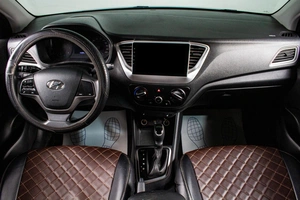 Седан Hyundai Solaris 2021 года, 1529000 рублей, Сургут