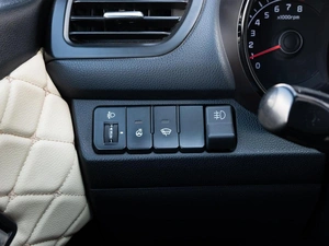 Седан Kia Rio 2015 года, 960000 рублей, Краснодар