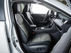 Внедорожник Toyota RAV4 2025 года, 4400000 рублей, Волгоград