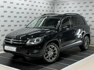 Внедорожник Volkswagen Tiguan 2012 года, 1390000 рублей, Красноярск