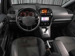 Минивэн Opel Zafira 2011 года, 785000 рублей, Тюмень