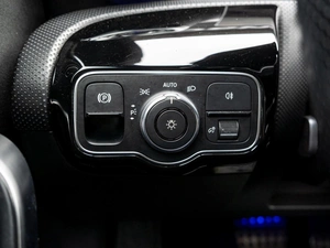 Седан Mercedes-benz CLA-класс 2019 года, 2550000 рублей, Краснодар