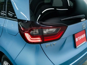 Хетчбэк Honda Fit 2020 года, 1320000 рублей, Красноярск