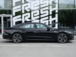 Лифтбек Audi A7 2023 года, 6400000 рублей, Волгоград