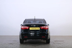 Седан Kia Rio 2012 года, 989000 рублей, Омск