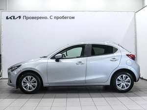 Хетчбэк Mazda Demio 2019 года, 1195000 рублей, Красноярск