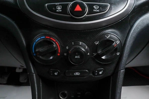 Седан Hyundai Solaris 2014 года, 619000 рублей, Челябинск