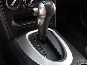 Внедорожник Nissan Qashqai 2013 года, 1290000 рублей, Омск