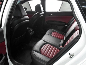 Седан Kia Optima 2018 года, 2109000 рублей, Воронеж