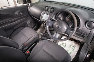 Хетчбэк Nissan March 2012 года, 589000 рублей, Томск