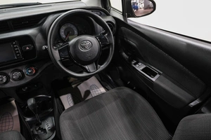 Хетчбэк Toyota Vitz 2019 года, 1029000 рублей, Новокузнецк