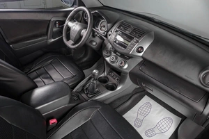 Внедорожник Toyota RAV4 2010 года, 1199000 рублей, Тюмень