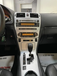 Седан Toyota Avensis 2011 года, 1287000 рублей, Солонцы