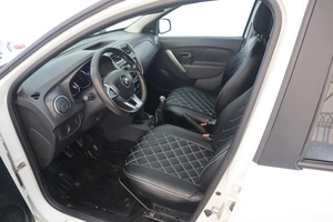 Хэтчбек Renault Sandero 2018 года, 920000 рублей, Орёл