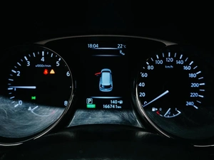 Внедорожник Nissan X-Trail 2015 года, 1799000 рублей, Красноярск