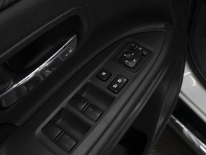 Внедорожник Mitsubishi Outlander 2013 года, 1480000 рублей, Омск