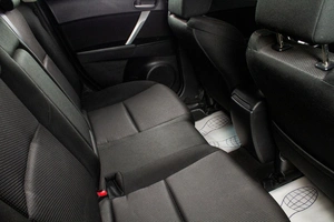 Хетчбэк Mazda 3 2013 года, 1049000 рублей, Сургут