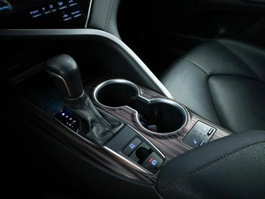 Седан Toyota Camry 2020 года, 2599055 рублей, Москва