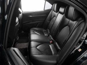 Седан Toyota Camry 2018 года, 3021000 рублей, Тюмень