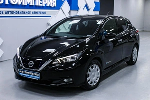 Хетчбэк Nissan Leaf 2017 года, 1783000 рублей, Солонцы