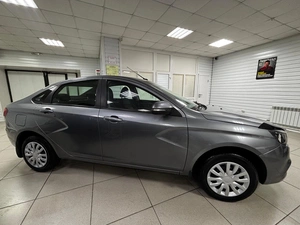 Седан ВАЗ (LADA) Vesta 2019 года, 880000 рублей, Ачинск