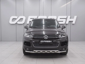 Внедорожник Volkswagen Touareg 2012 года, 2000000 рублей, Ростов-на-Дону