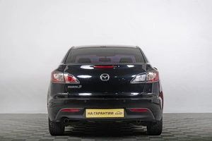 Седан Mazda 3 2011 года, 989000 рублей, Томск