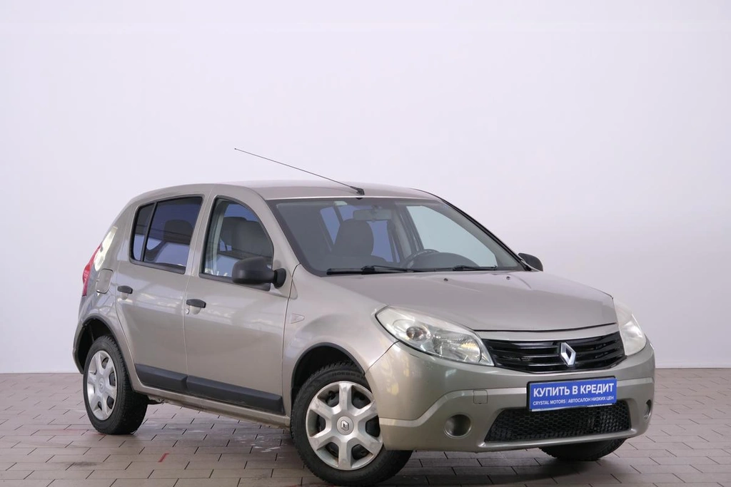Хетчбэк Renault Sandero 2012 года, 539000 рублей, Омск