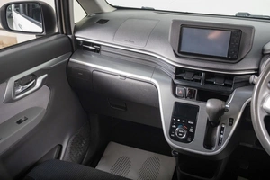 Минивэн Daihatsu Move 2016 года, 799000 рублей, Томск