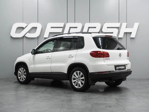 Внедорожник Volkswagen Tiguan 2010 года, 867000 рублей, Воронеж