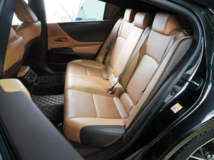 Седан Lexus ES 2018 года, 4399000 рублей, Воронеж