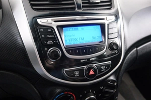 Седан Hyundai Solaris 2012 года, 949000 рублей, Красноярск