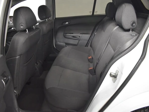 Хетчбэк Opel Astra 2014 года, 648200 рублей, Казань