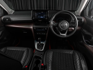 Внедорожник Toyota Yaris Cross 2021 года, 2407000 рублей, Тюмень