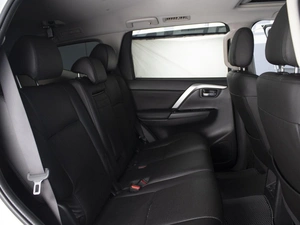 Внедорожник Mitsubishi Montero Sport 2021 года, 3350000 рублей, Омск