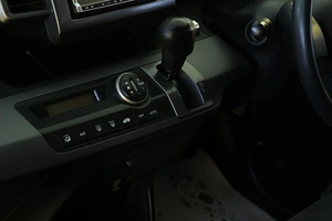 Минивэн Honda Freed 2010 года, 1039000 рублей, Омск