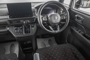 Минивэн Honda Stepwgn 2022 года, 2989000 рублей, Барнаул