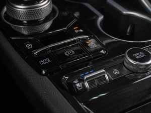 Седан Kia K5 2020 года, 2729000 рублей, Тюмень